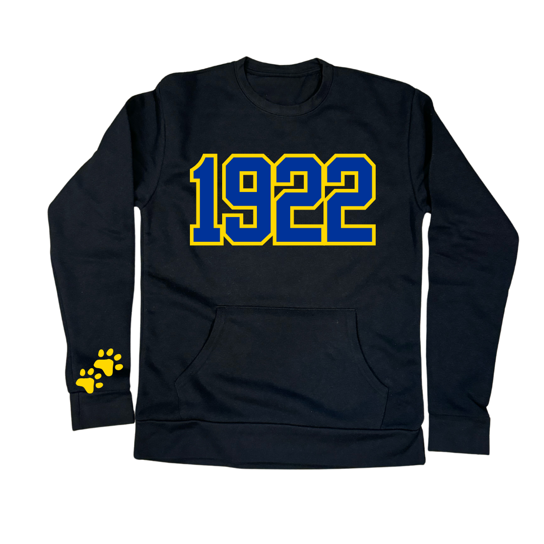 1922 w/Poodle Paws Pocket Crewneck