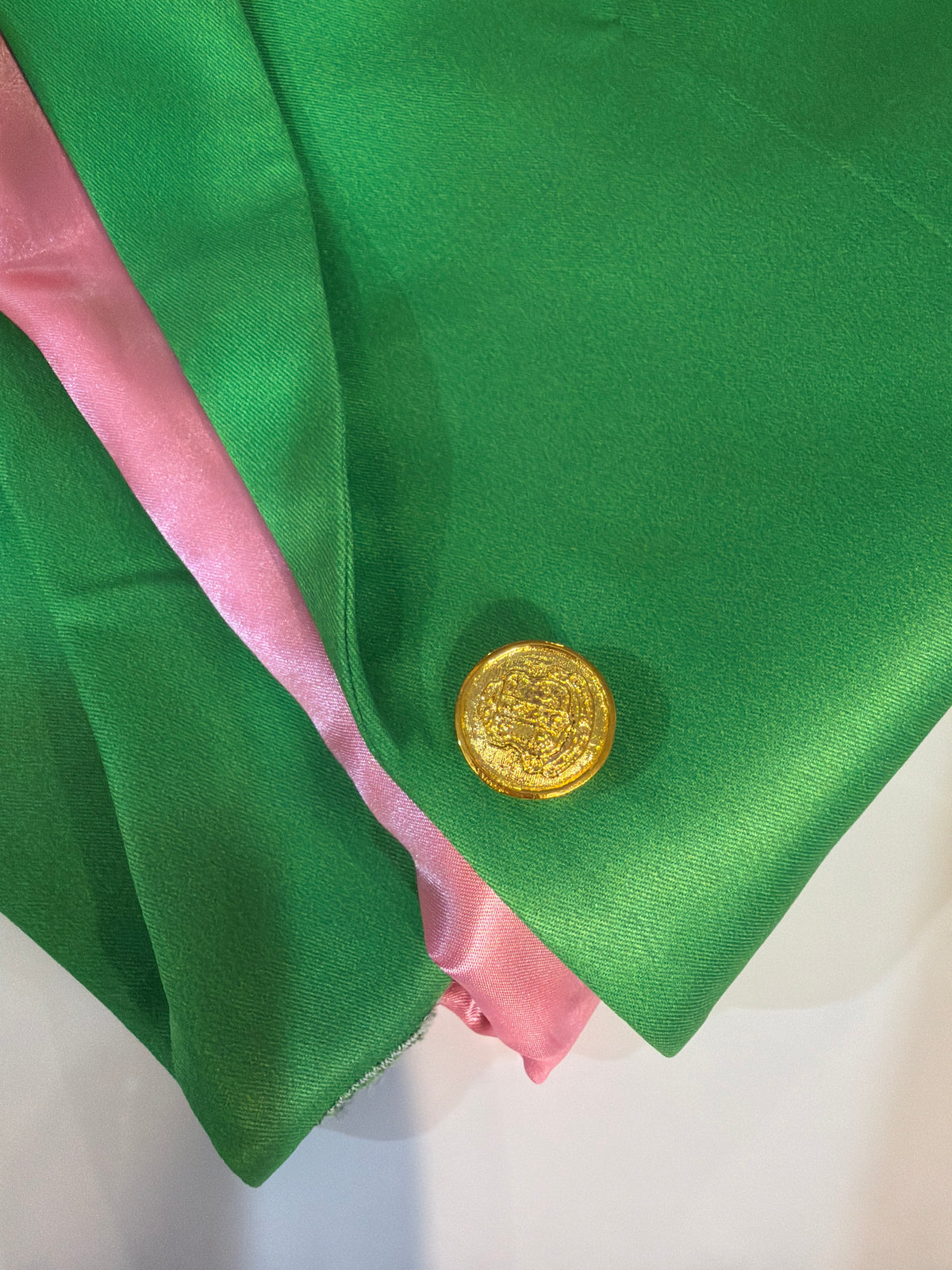PRE-ORDER   Alpha Kappa Alpha Green "Nova" Blazer -September 15- September 23)
