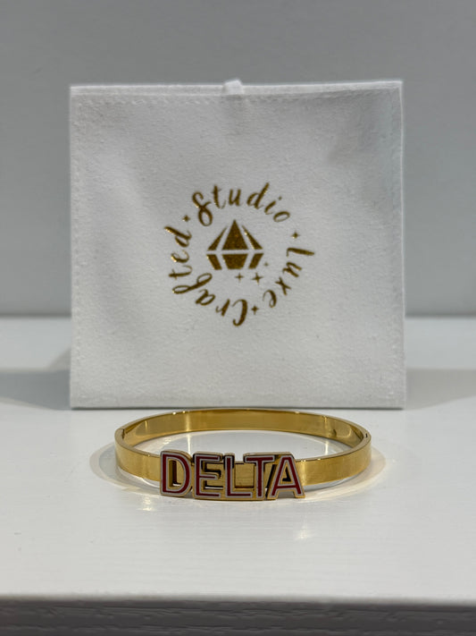 Delta Gold Bracelet