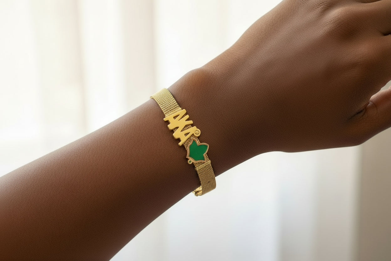 Alpha Kappa Alpha Charm Bracelet®