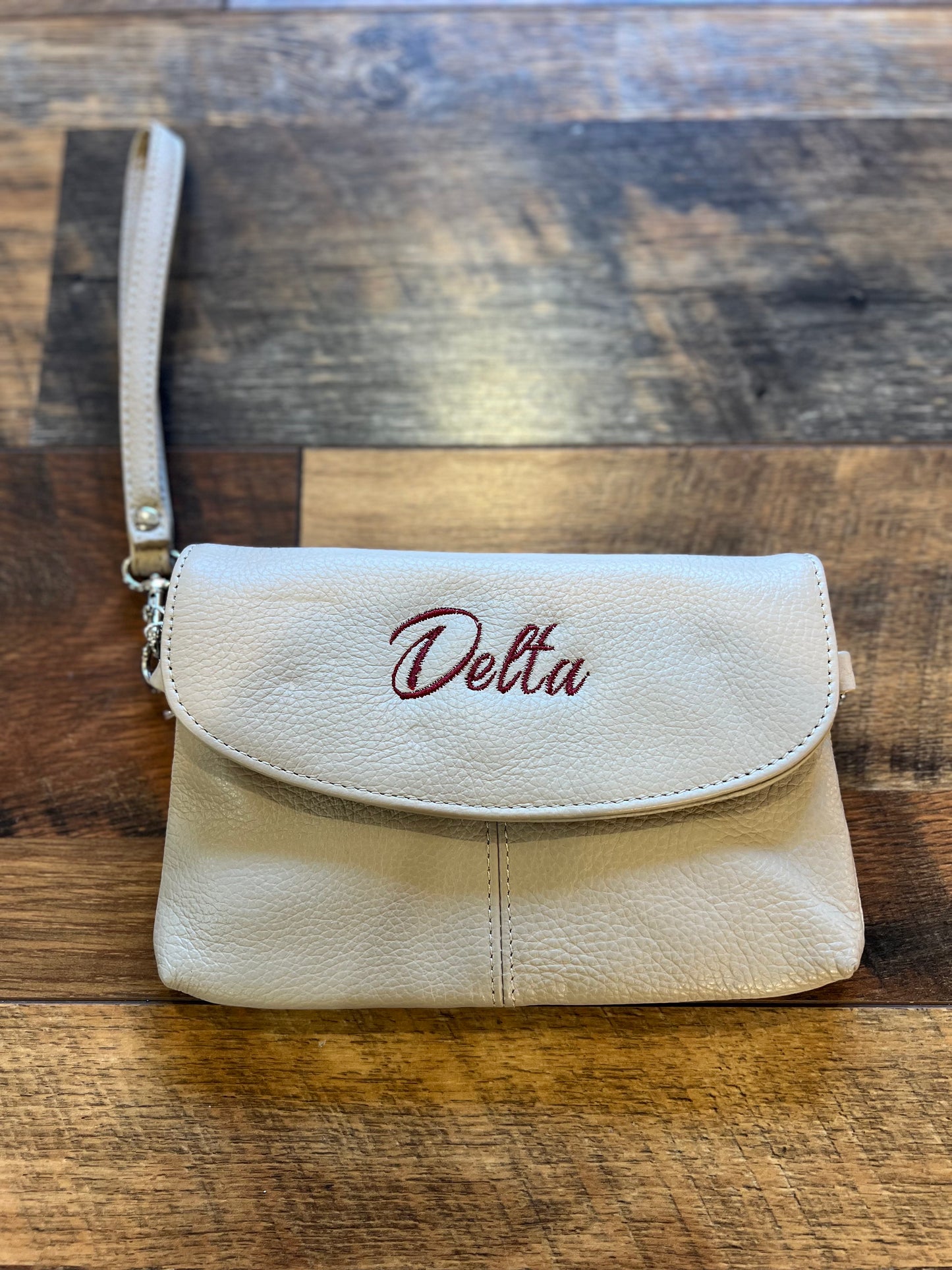 Cream Delta wallet