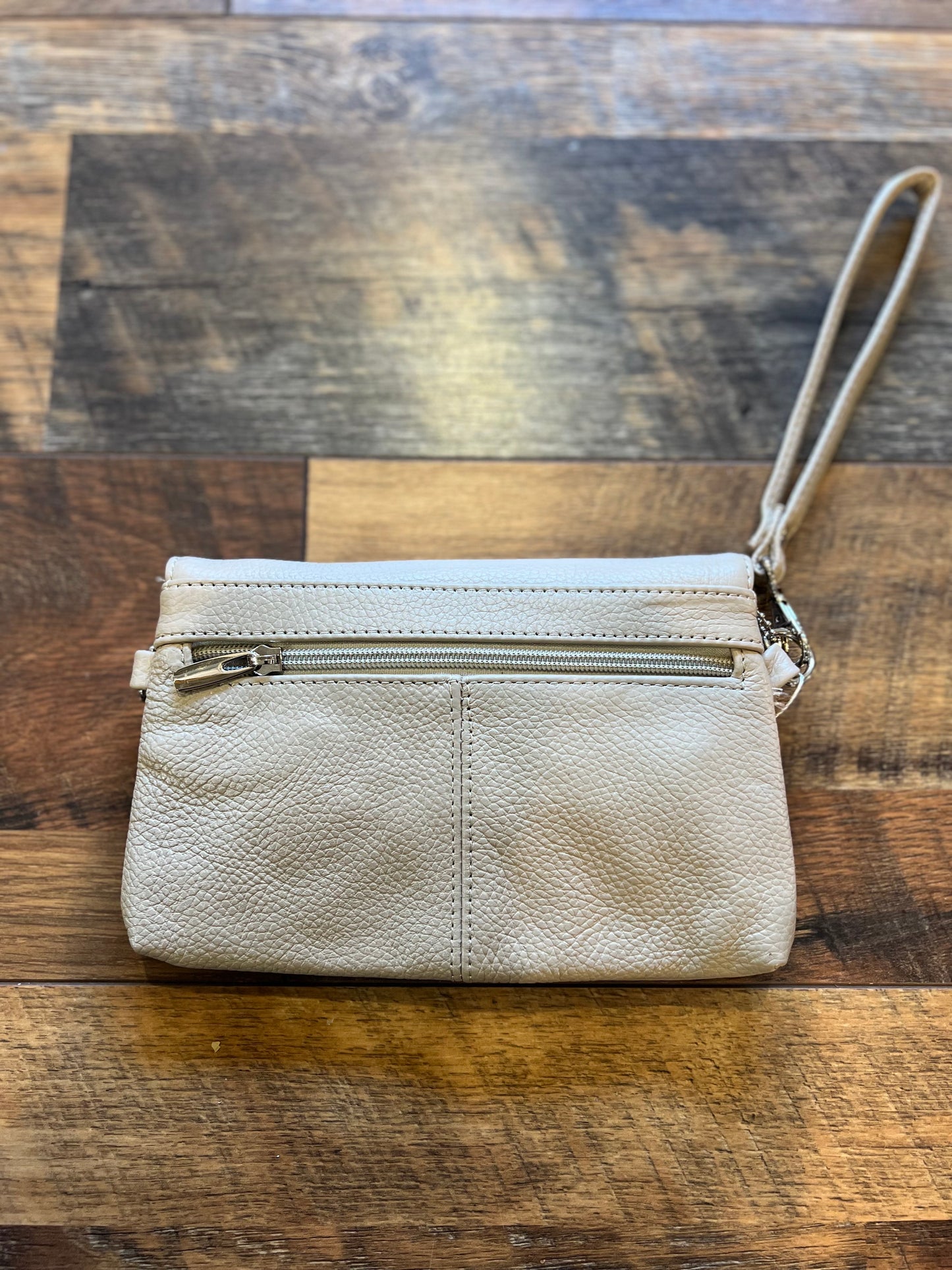 Cream Delta wallet